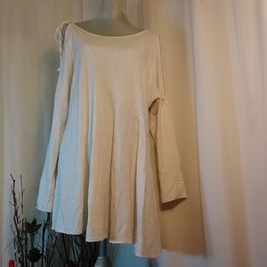 Free People NWOT Ivory cut-out sleeves dress-M